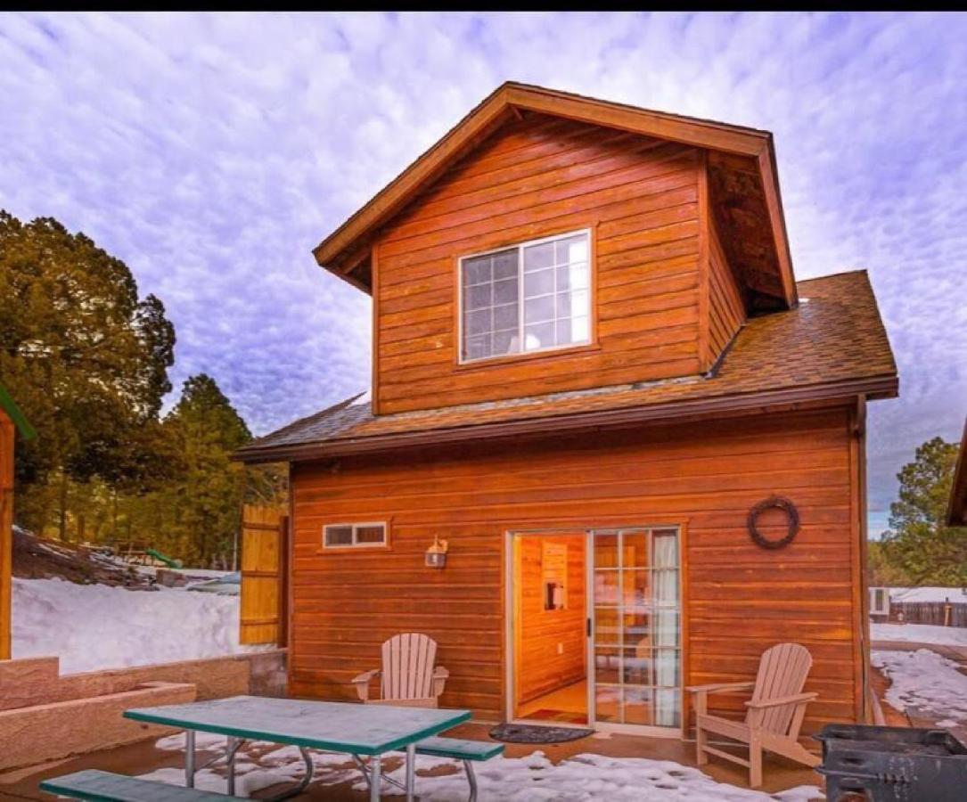 Cabin #3 Rainbow Trout - Pet Friendly- Sleeps 6 - Playground & Game Room 패이슨 외부 사진