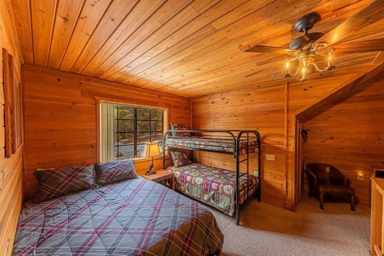 Cabin #3 Rainbow Trout - Pet Friendly- Sleeps 6 - Playground & Game Room 패이슨 외부 사진